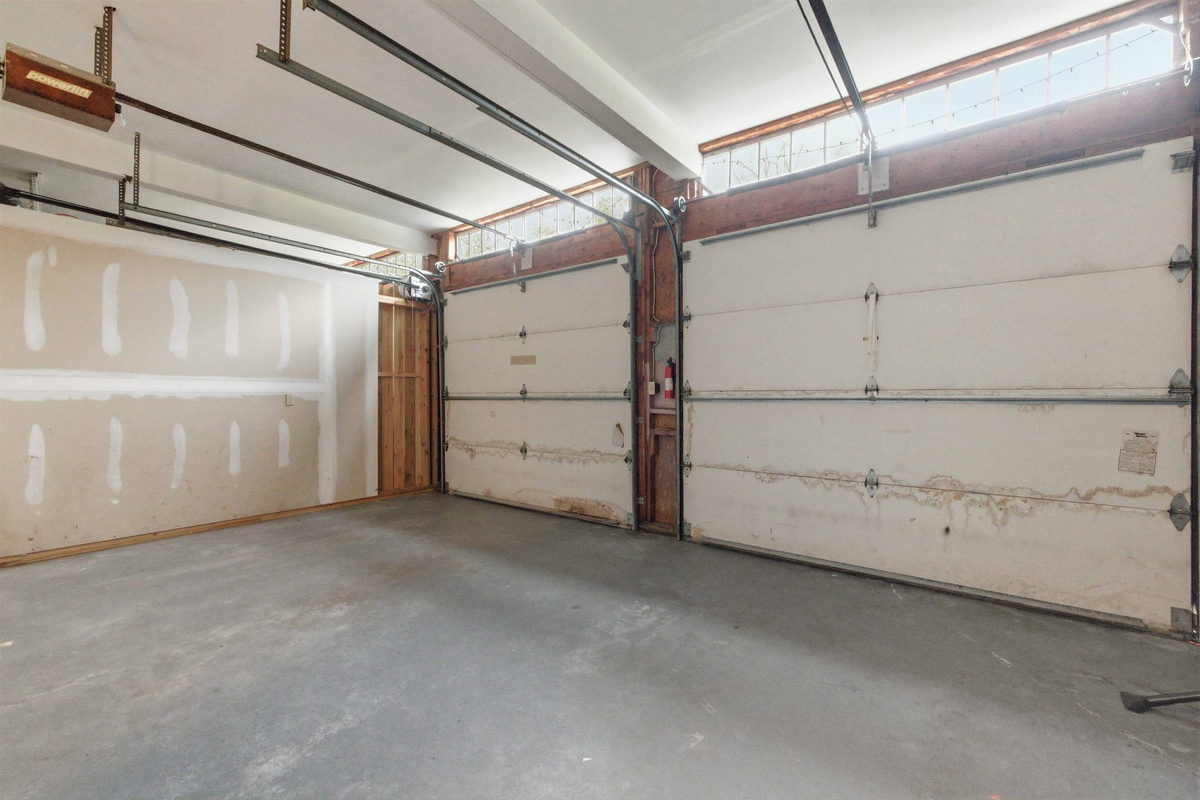 Featured Listing Image 52