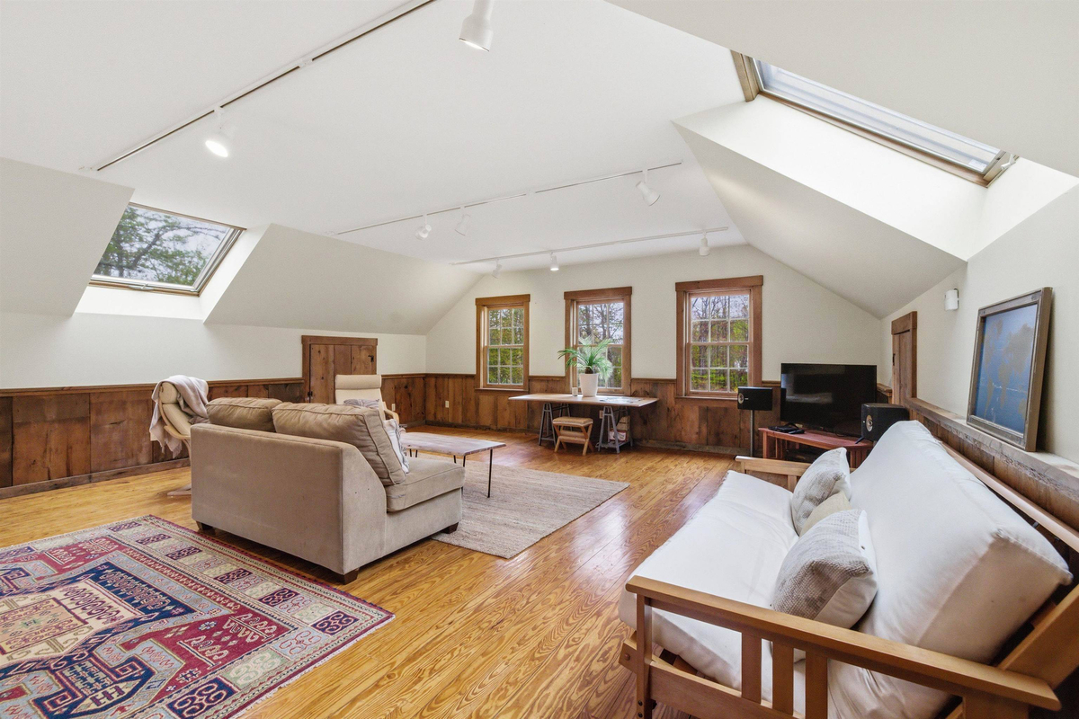 Featured Listing Image 43