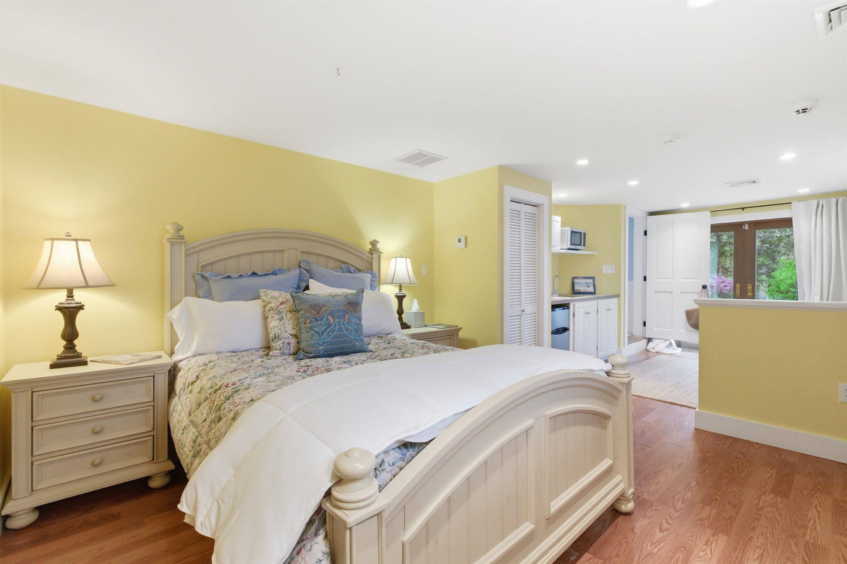 Featured Listing Image 46