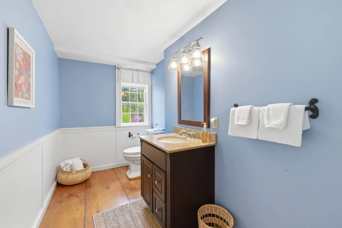 Featured Listing Image 27