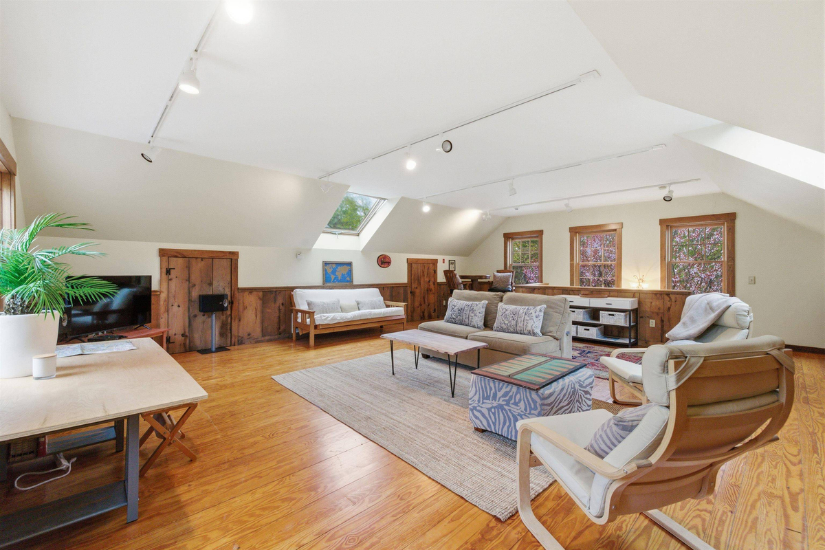 Featured Listing Image 41