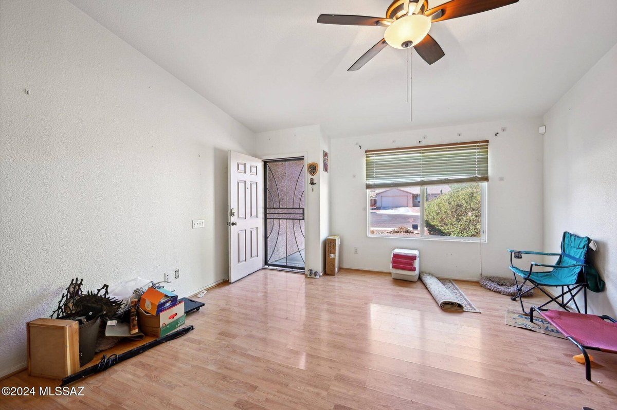 Featured Listing Image 11