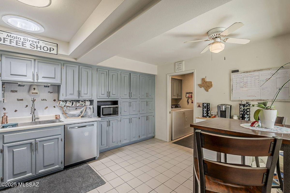 Featured Listing Image 27