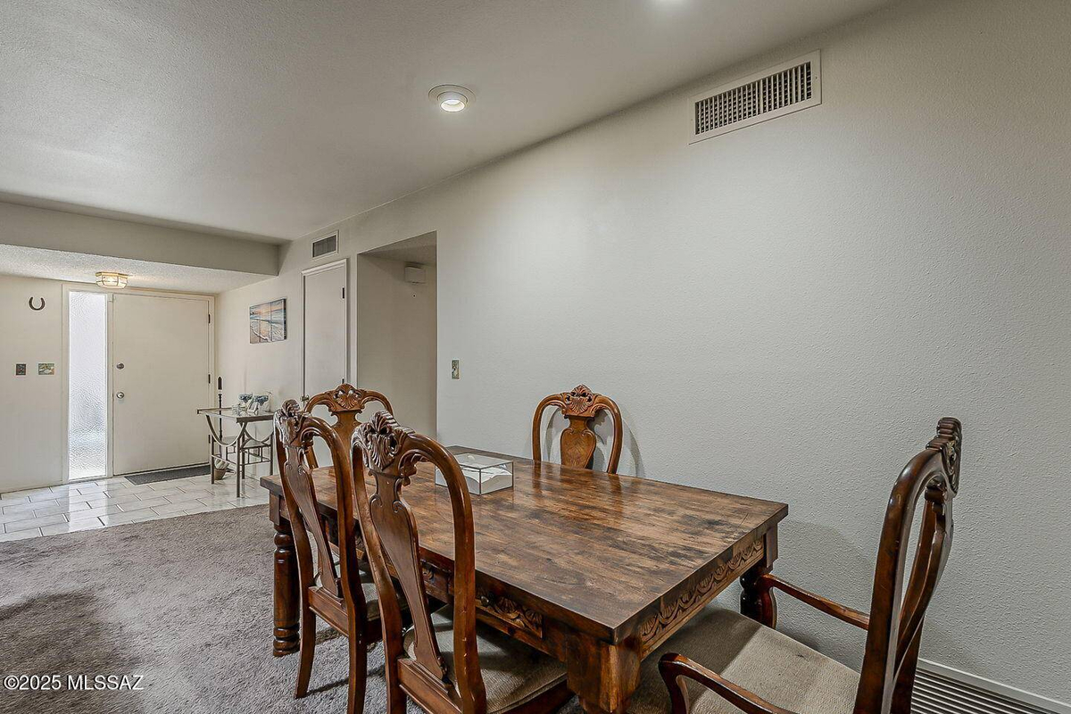 Featured Listing Image 12