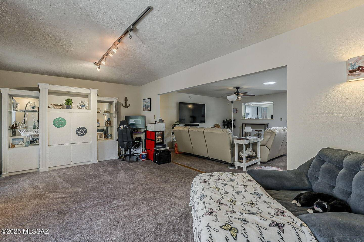 Featured Listing Image 21