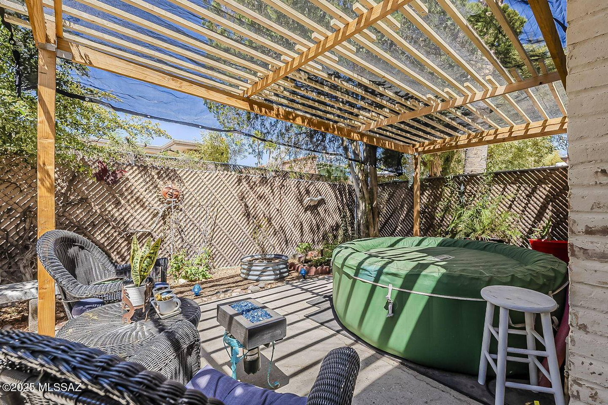 Featured Listing Image 42