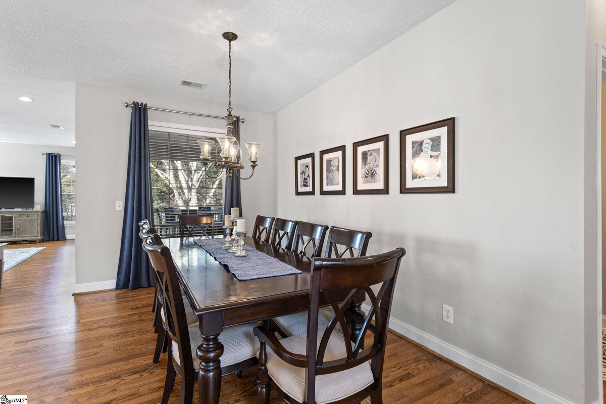 Featured Listing Image 13