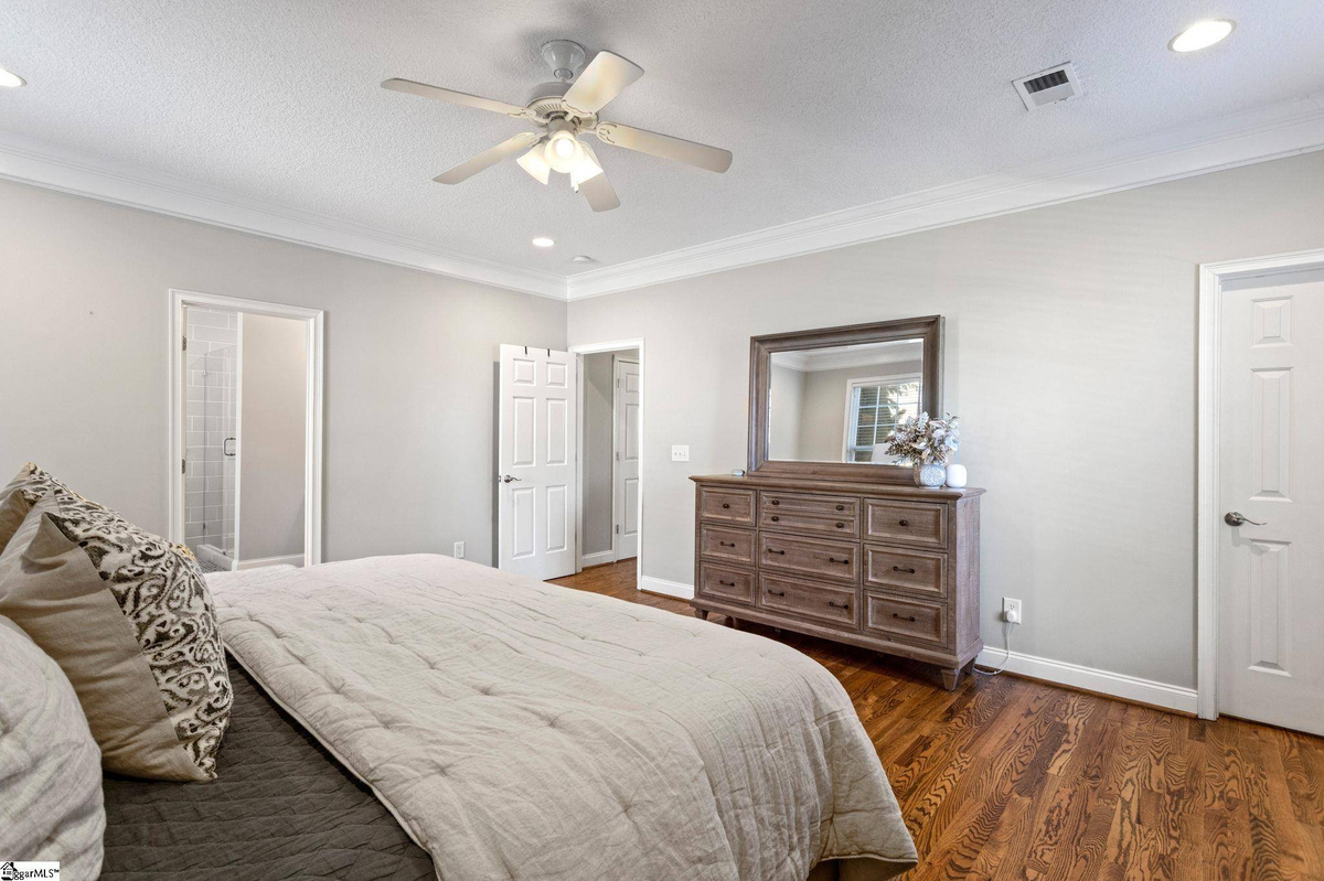 Featured Listing Image 16