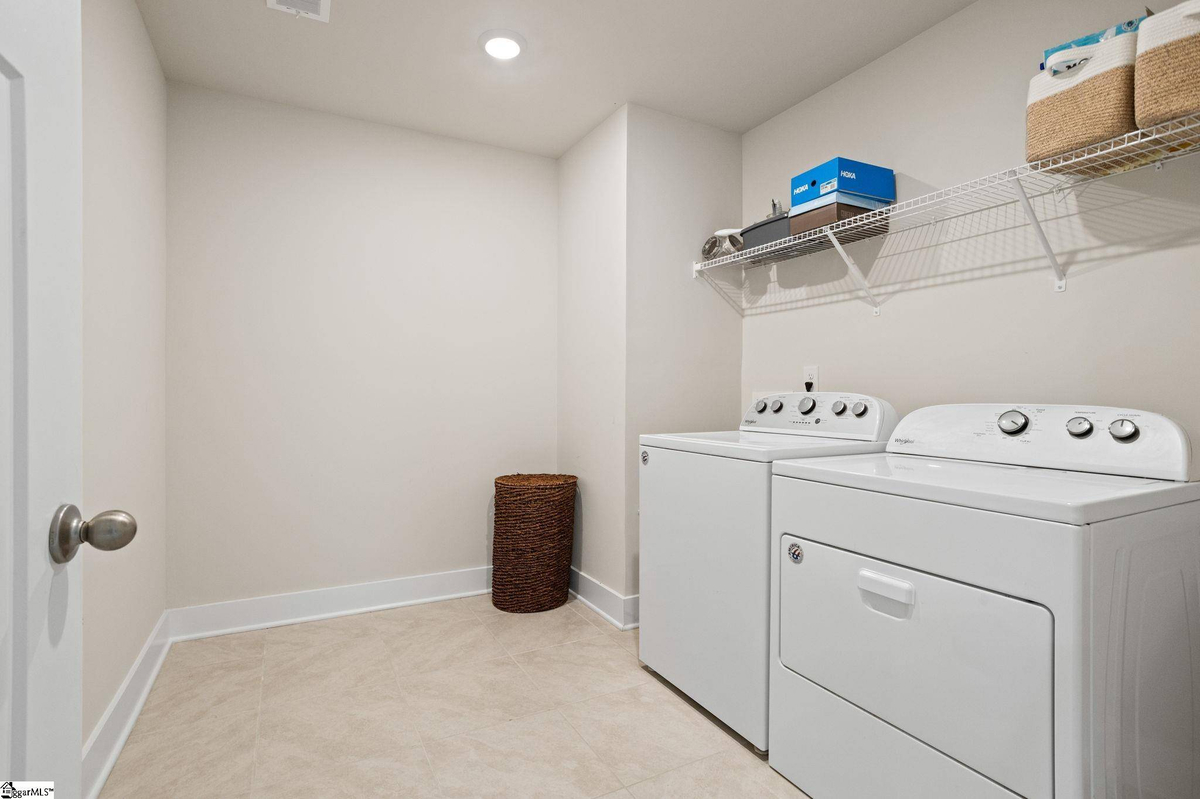 Featured Listing Image 27
