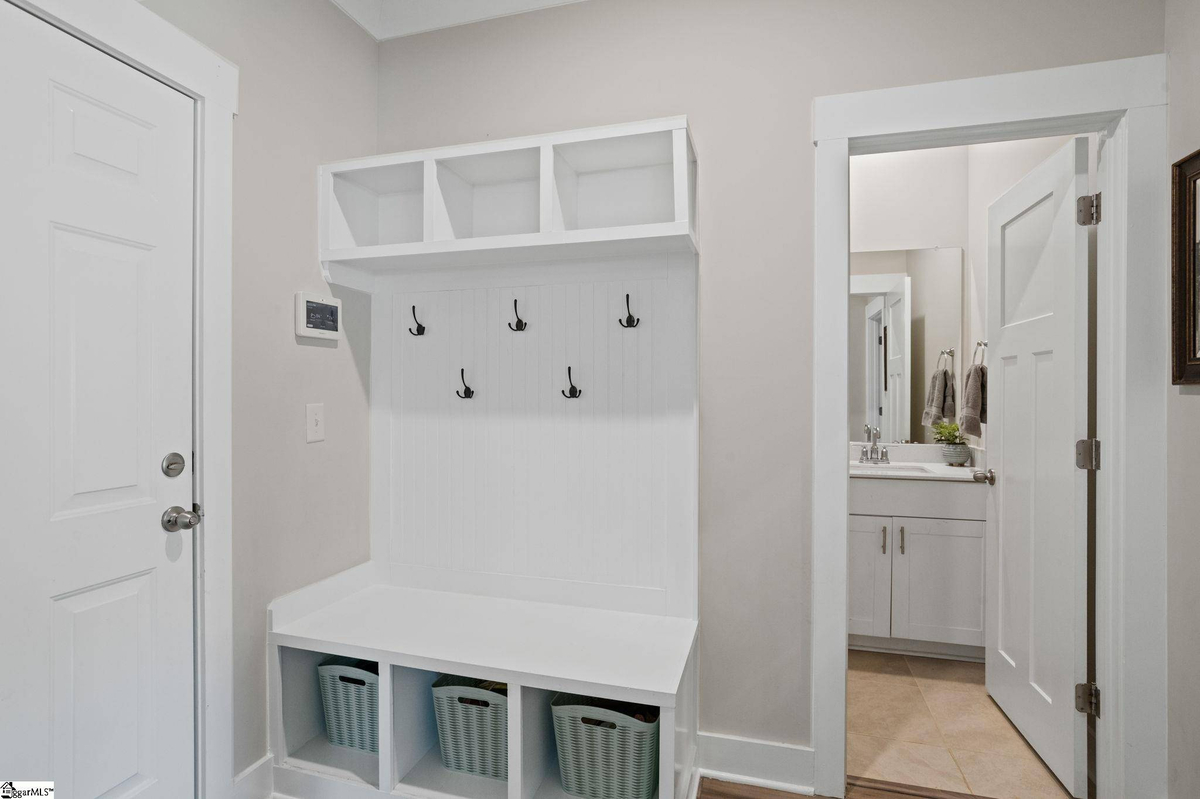 Featured Listing Image 14