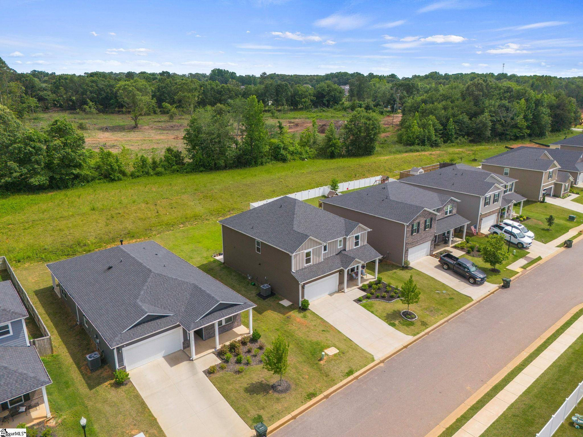 Featured Listing Image 18