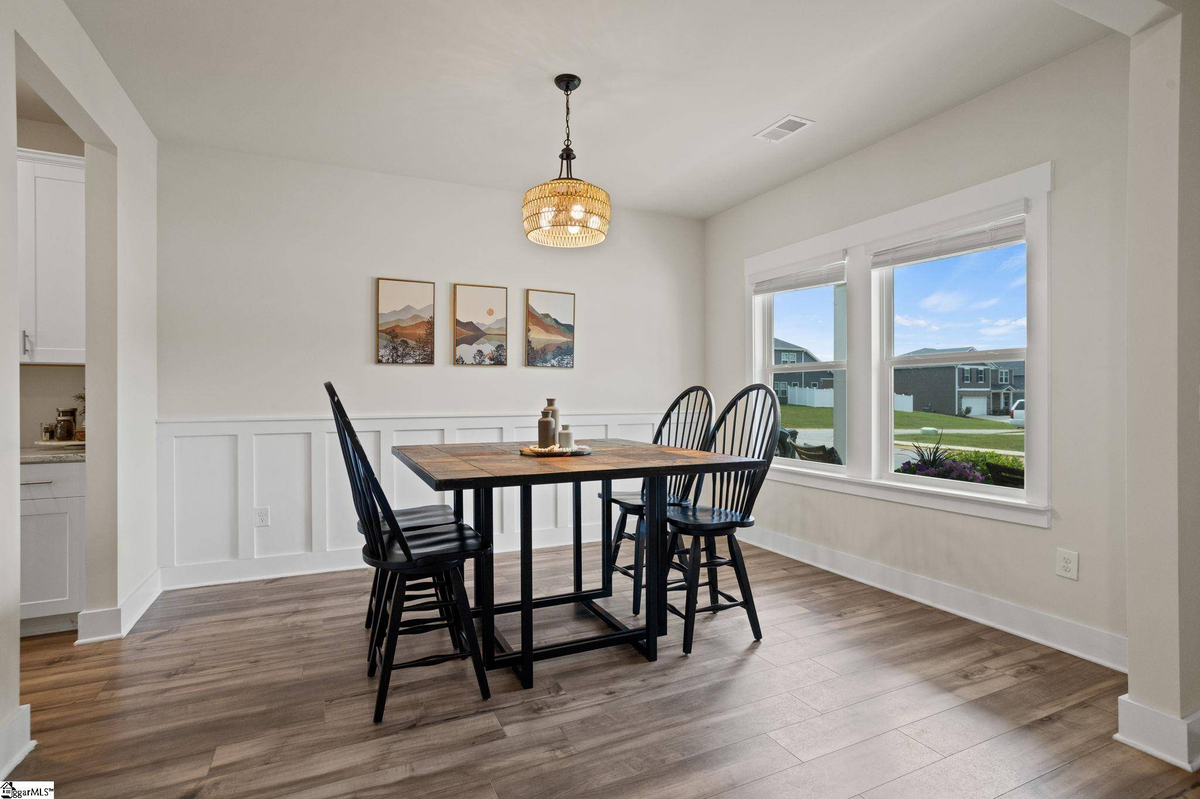 Featured Listing Image 5