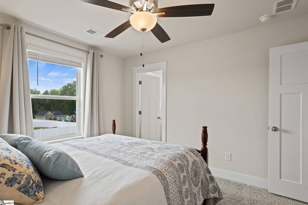 Featured Listing Image 29