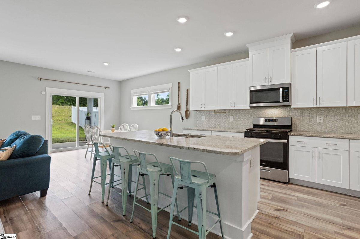 Featured Listing Image 9