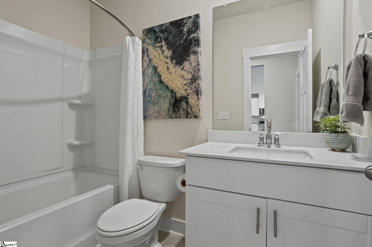 Featured Listing Image 15