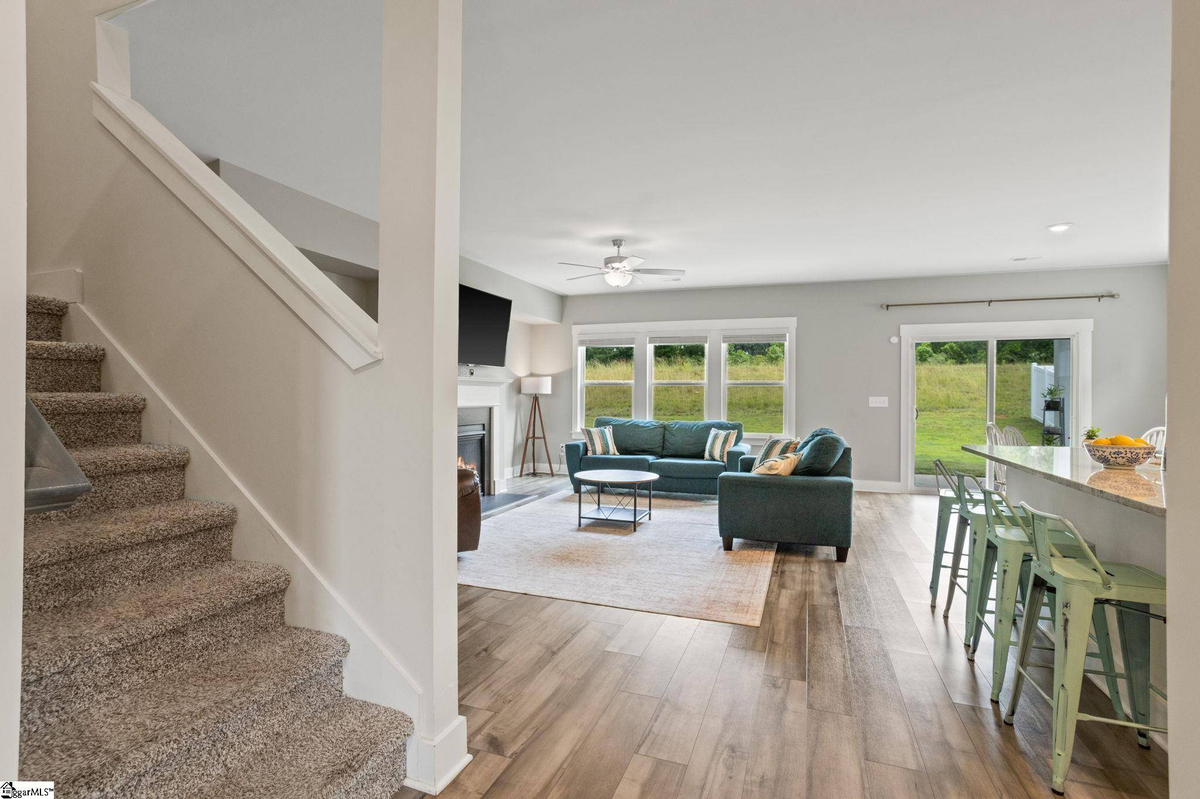 Featured Listing Image 19
