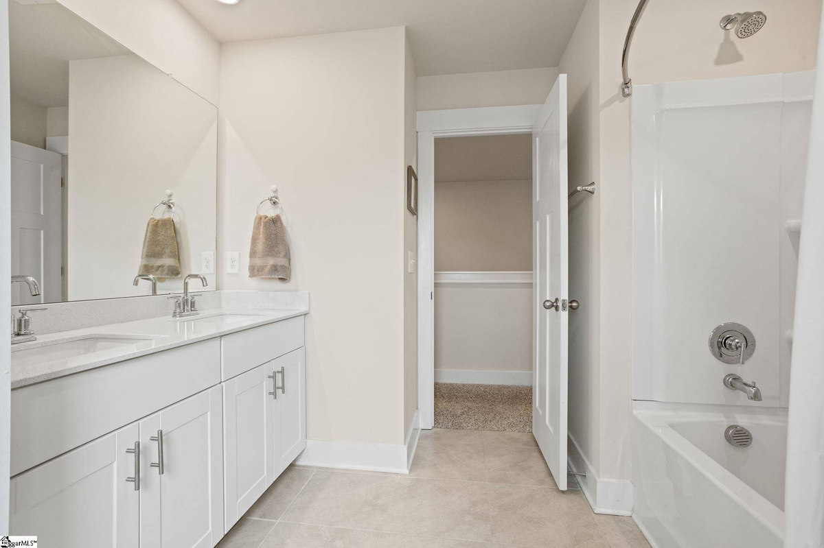 Featured Listing Image 33