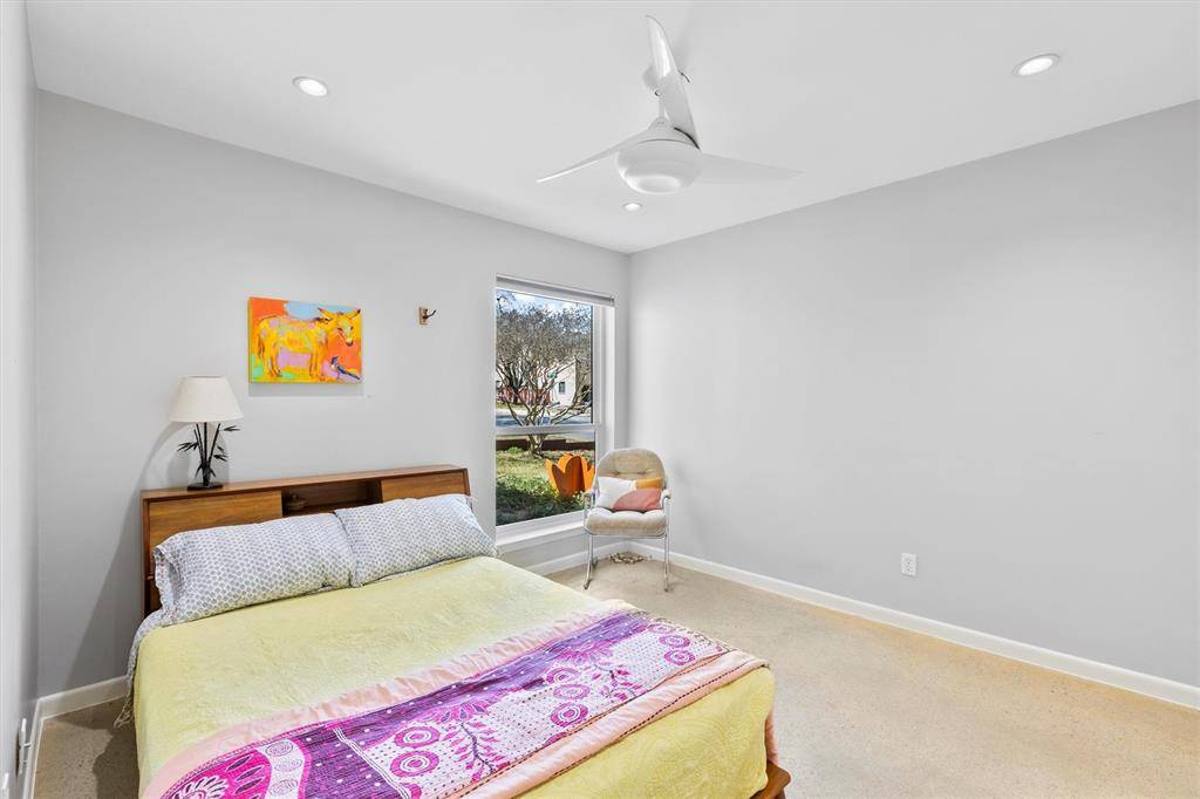 Featured Listing Image 12