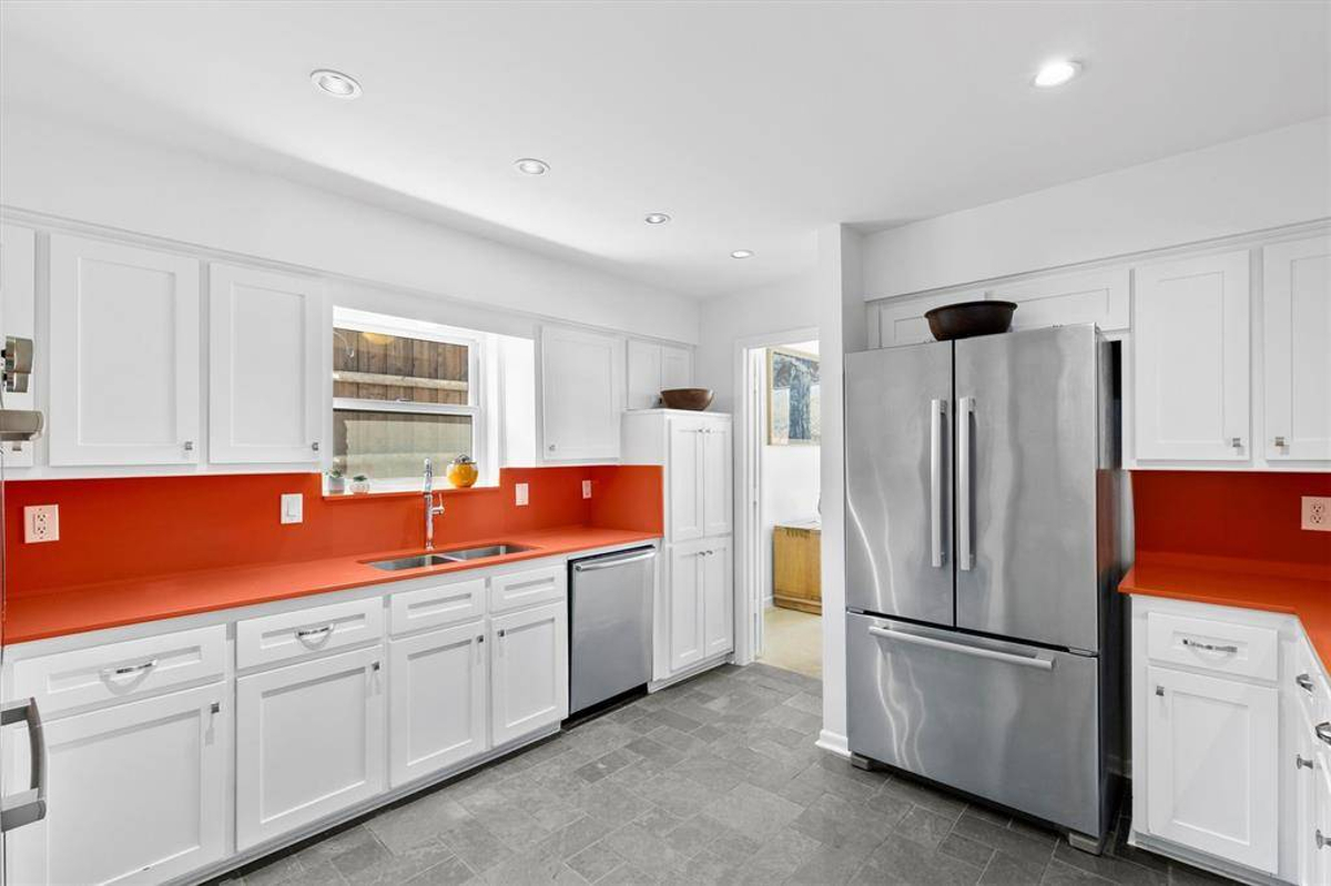 Featured Listing Image 22