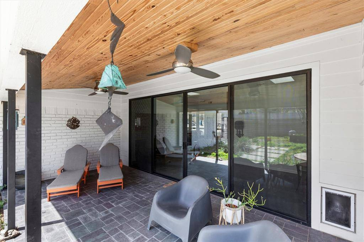 Featured Listing Image 30