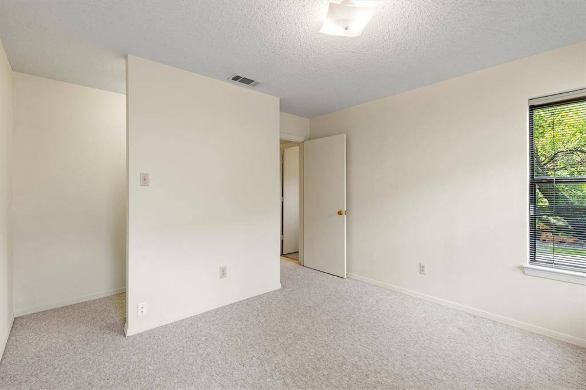 Featured Listing Image 8