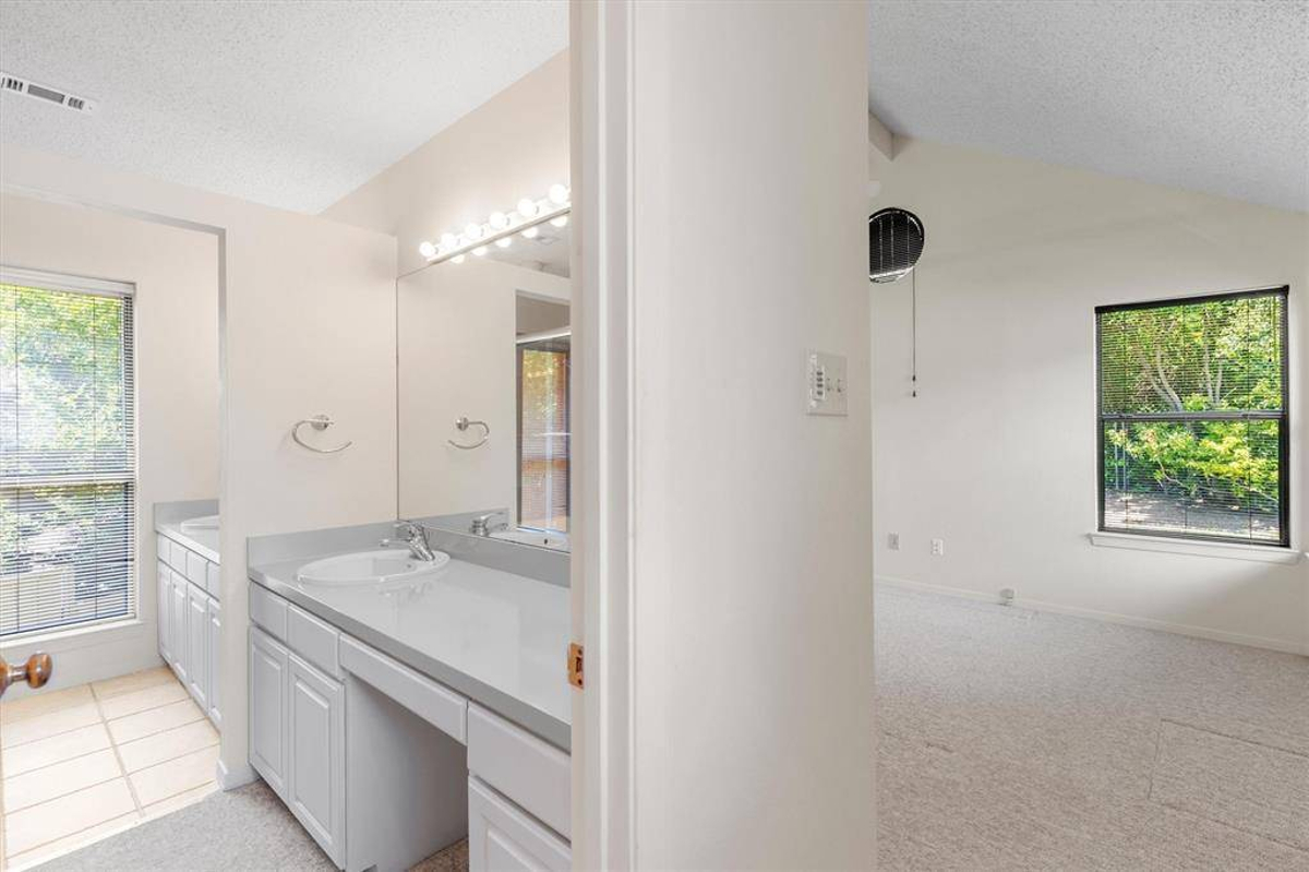 Featured Listing Image 10