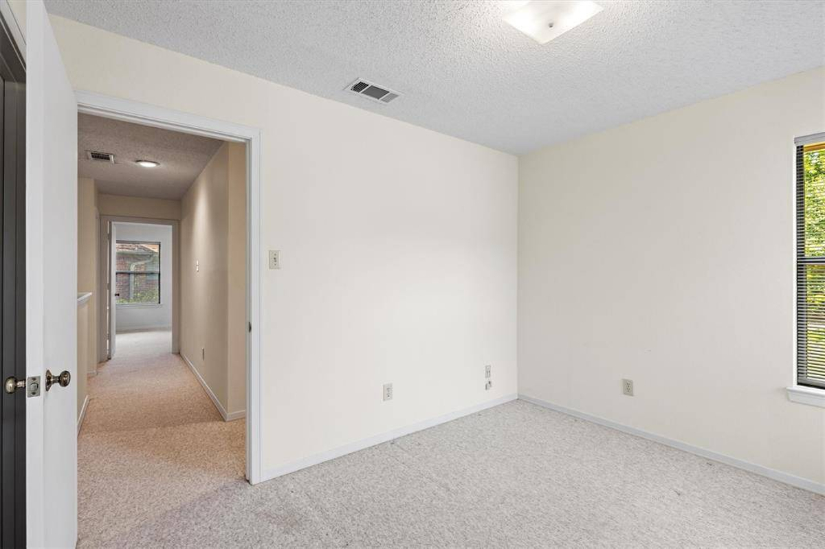 Featured Listing Image 14