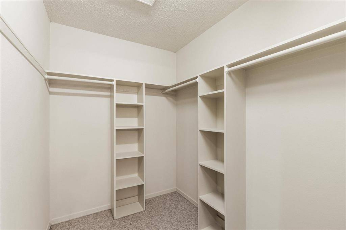 Featured Listing Image 16