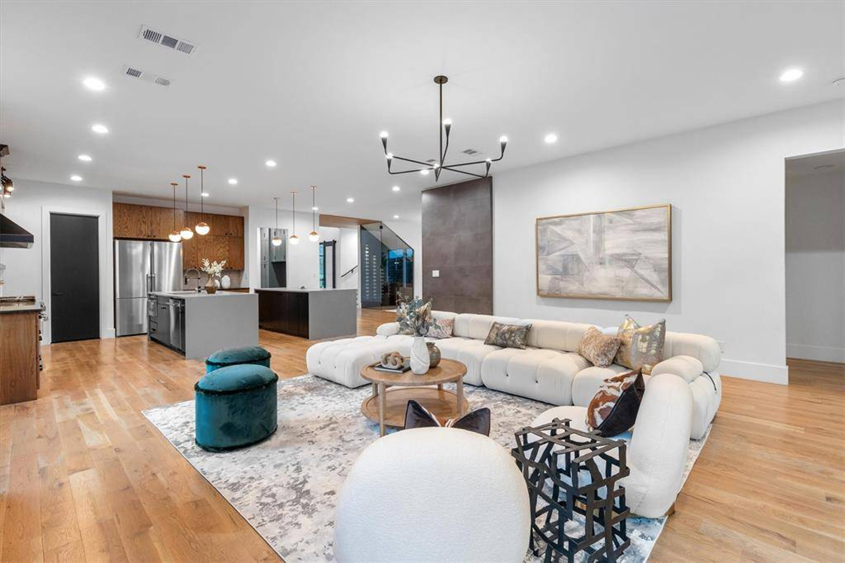 Featured Listing Image 18