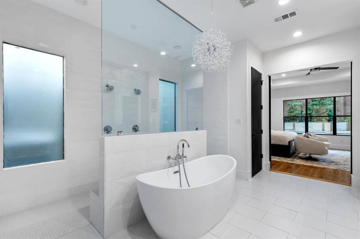 Featured Listing Image 24
