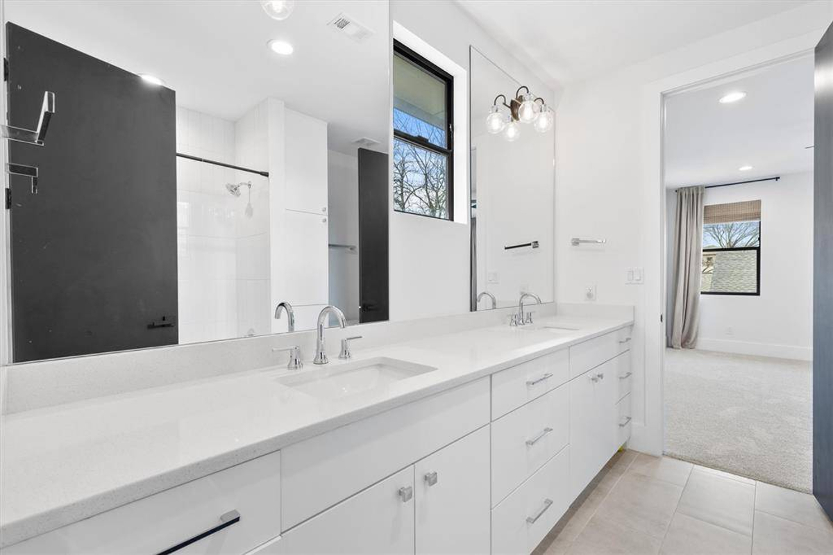 Featured Listing Image 31