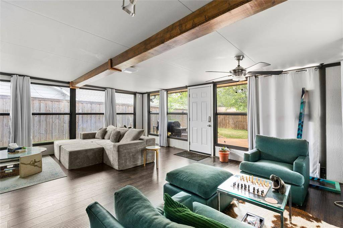 Featured Listing Image 3