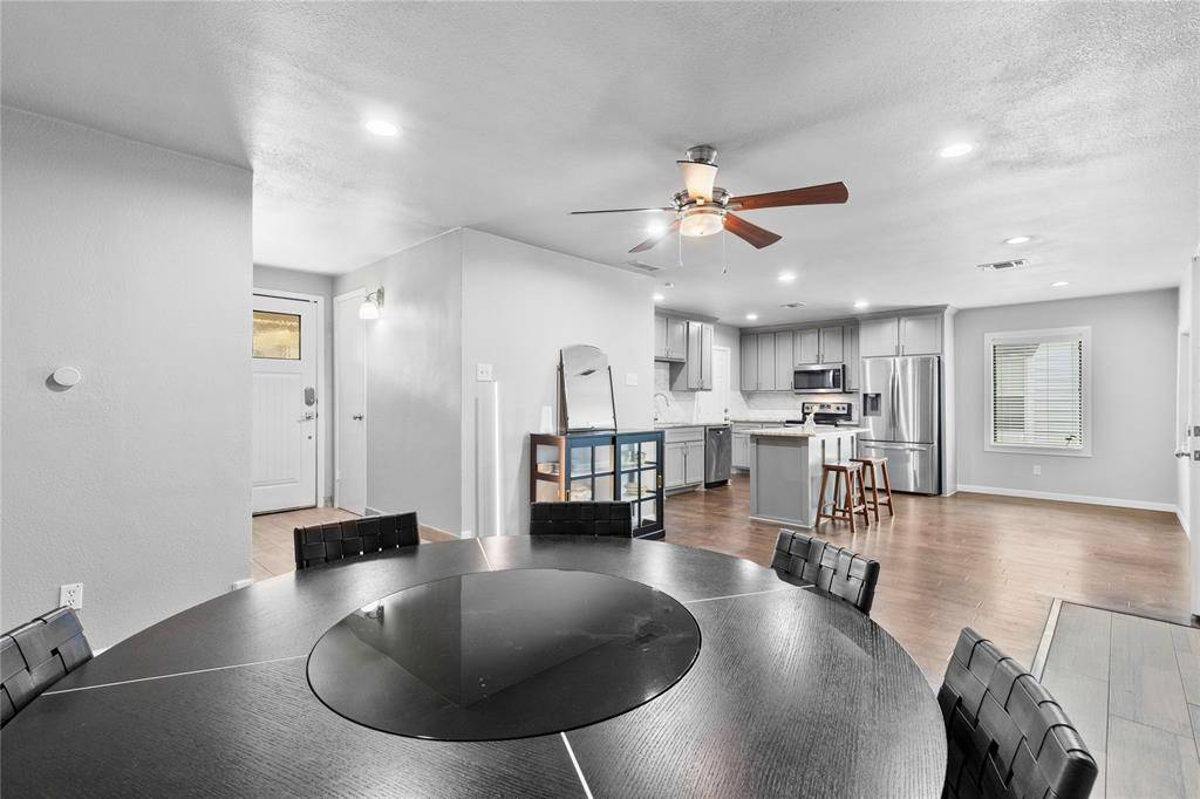 Featured Listing Image 8