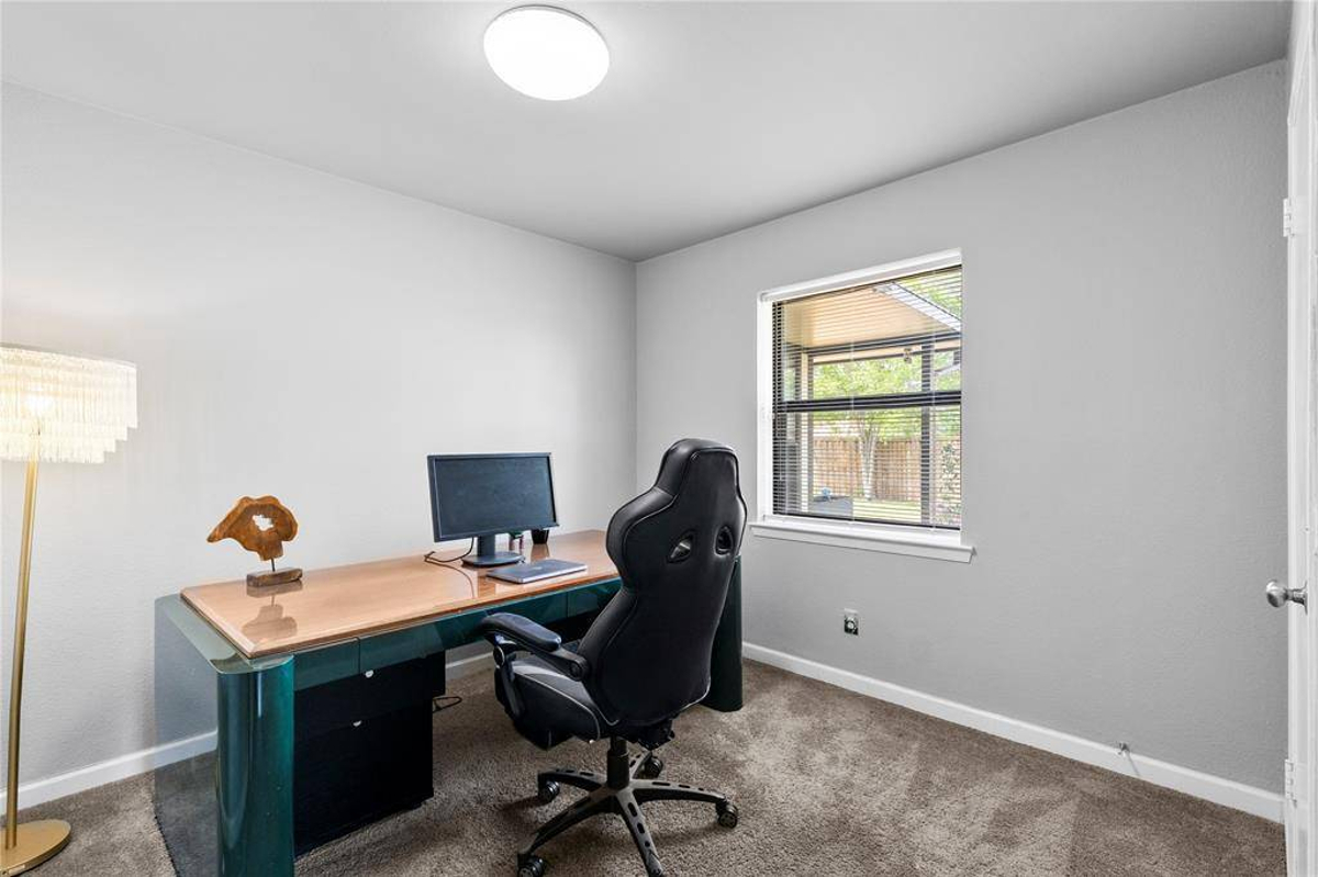 Featured Listing Image 12