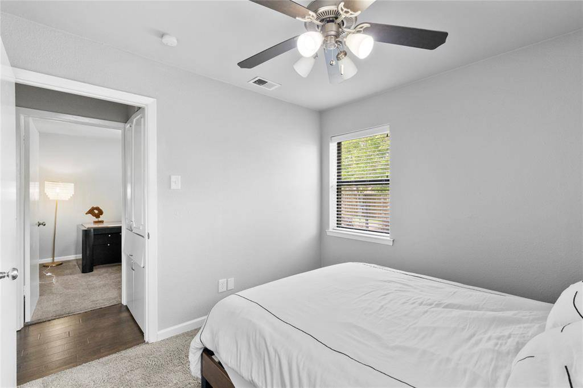 Featured Listing Image 24