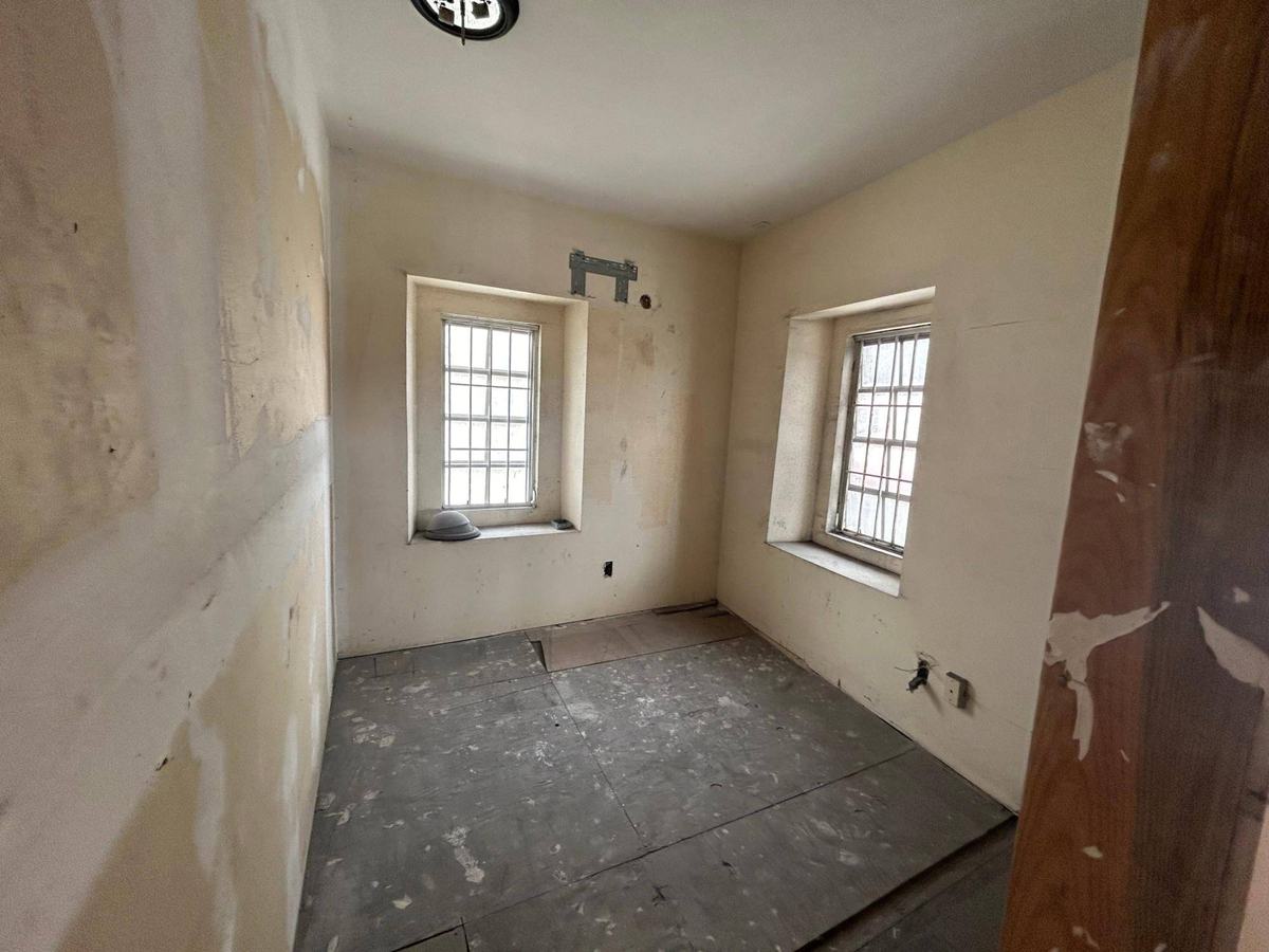 Featured Listing Image 6