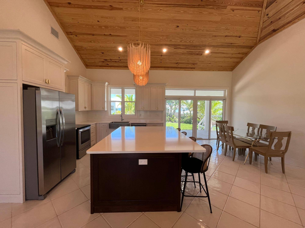 Featured Listing Image 44