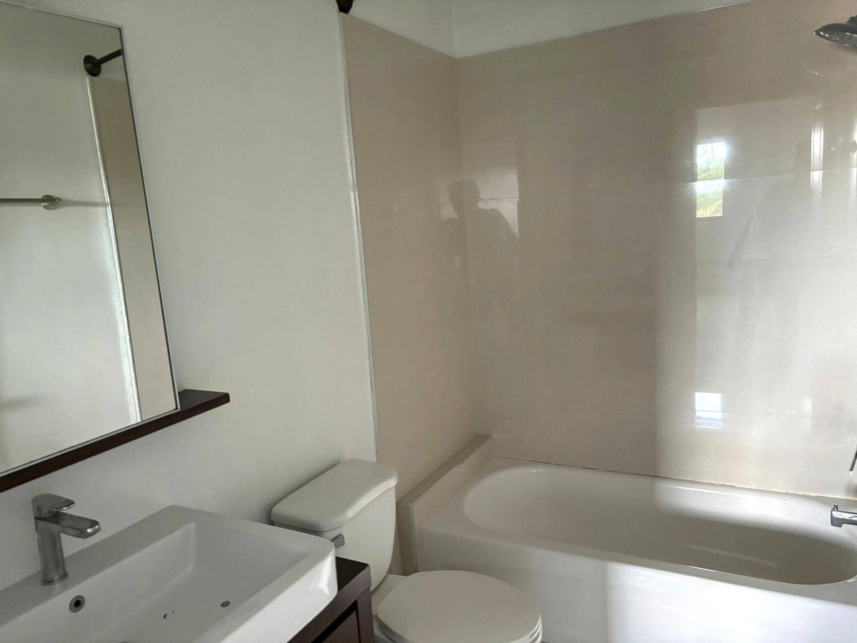 Featured Listing Image 8