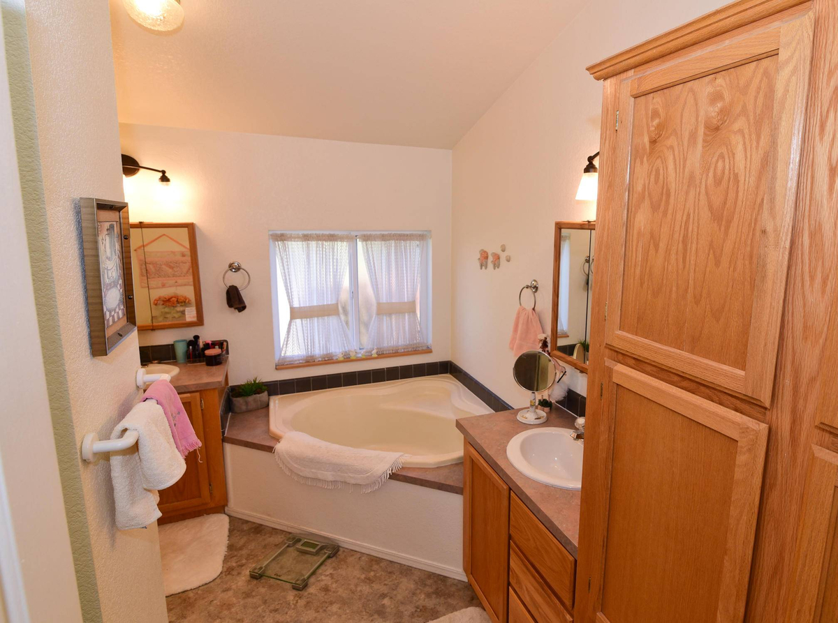 Featured Listing Image 14