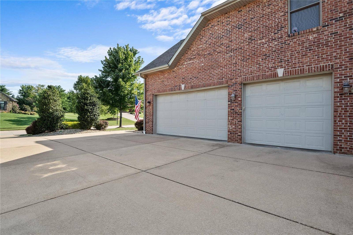 Featured Listing Image 56