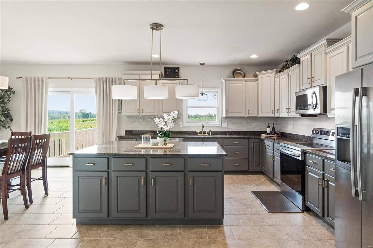 Featured Listing Image 16