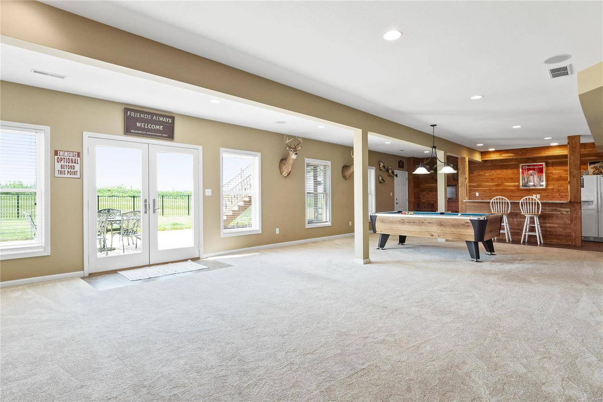 Featured Listing Image 43