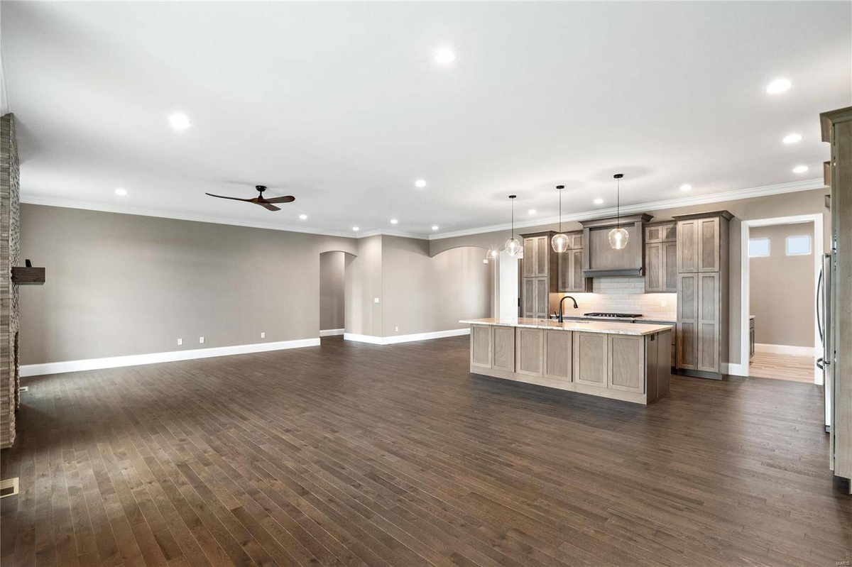 Featured Listing Image 13