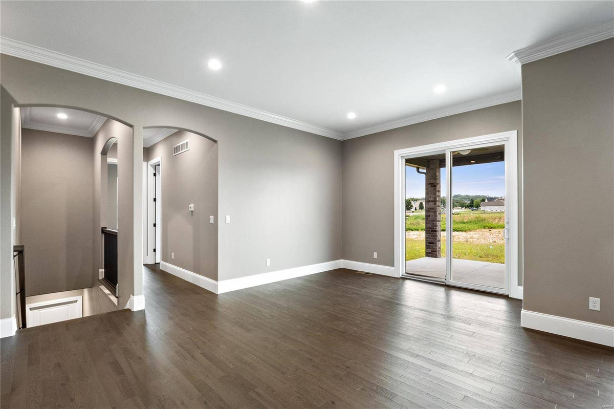 Featured Listing Image 14