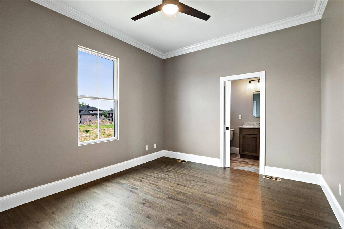Featured Listing Image 30