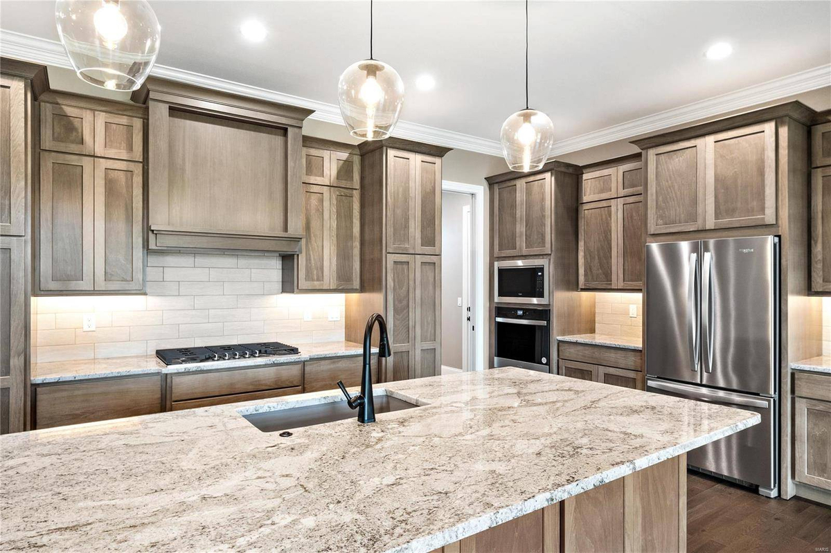 Featured Listing Image 12