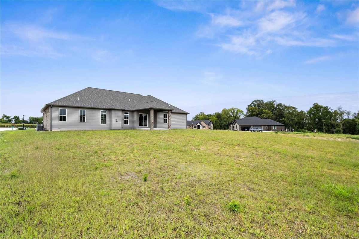 Featured Listing Image 37
