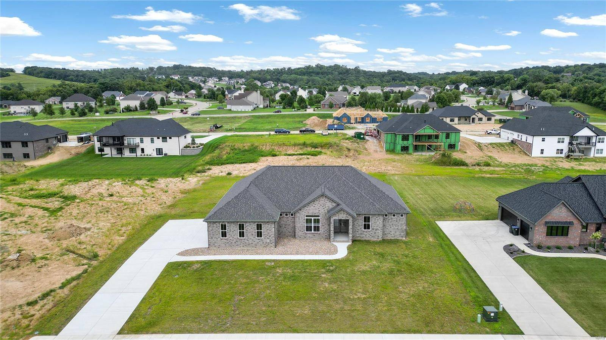Featured Listing Image 44