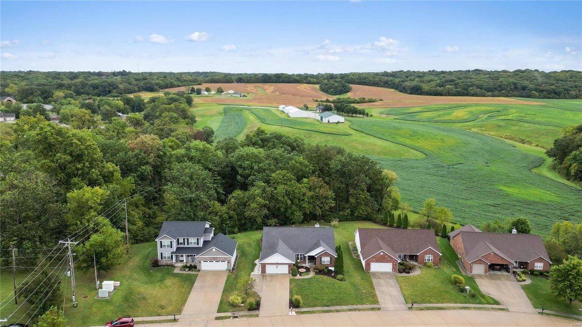 Featured Listing Image 48
