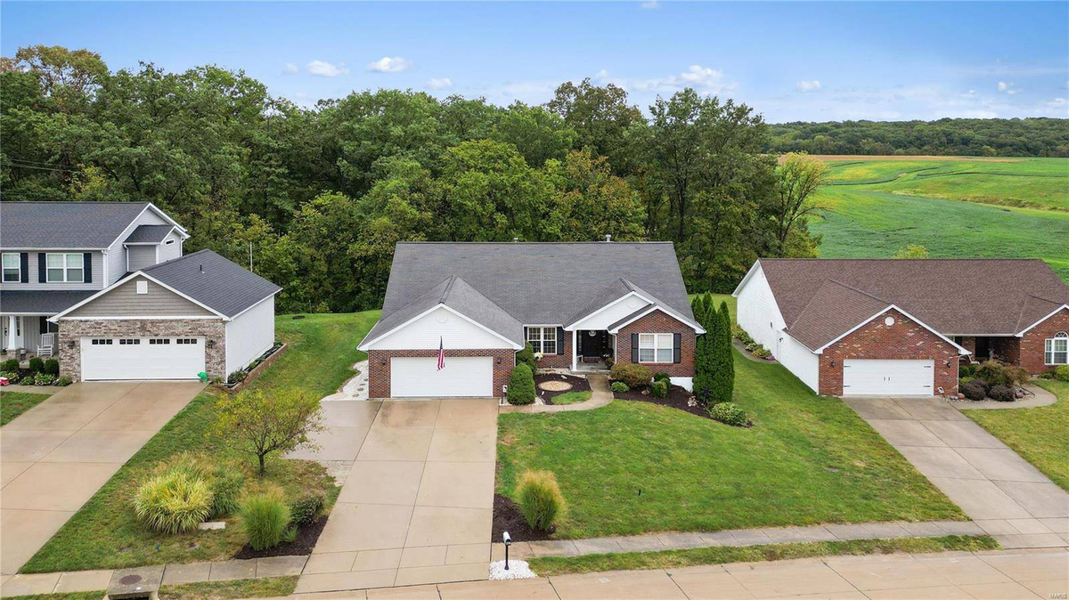 Featured Listing Image 51